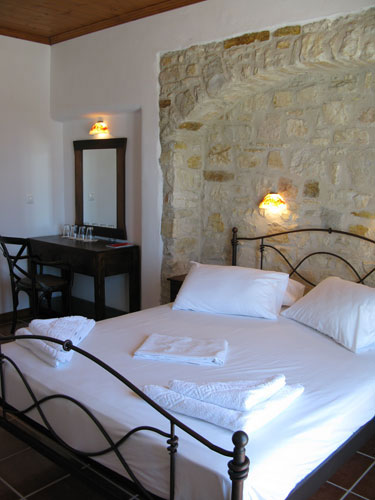 Details, pictures and price of the apartment&nbsp;Captain Superior Suite, Paros n.2
